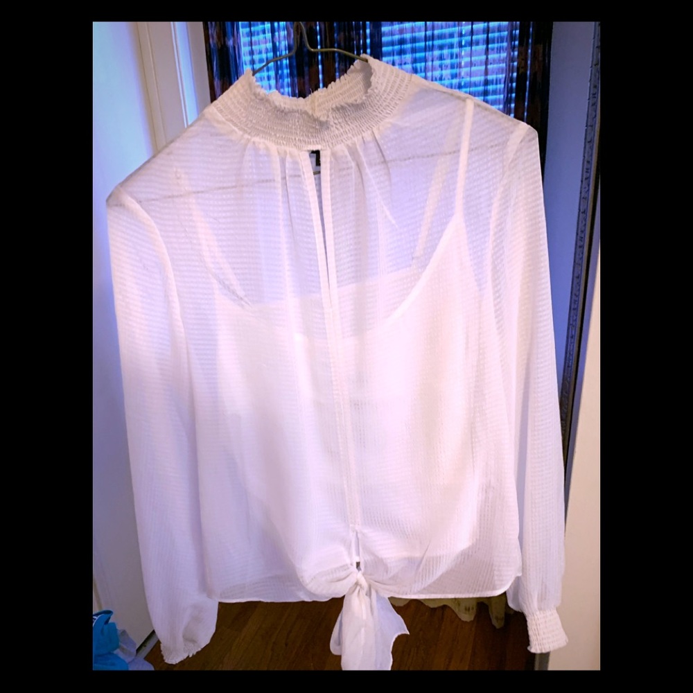 1. State White Long-Sleeved Blouse